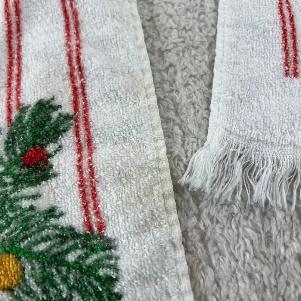 Unieboek B.V. Christmas gnome pot holder & Cannon Hand Towel set vintage 1979